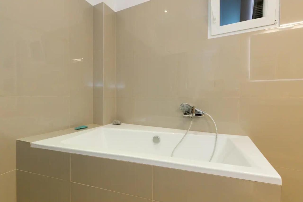 Kresz Geza 29 Westend Station 2 Bedrooms+Living Ac Budapest Exterior photo